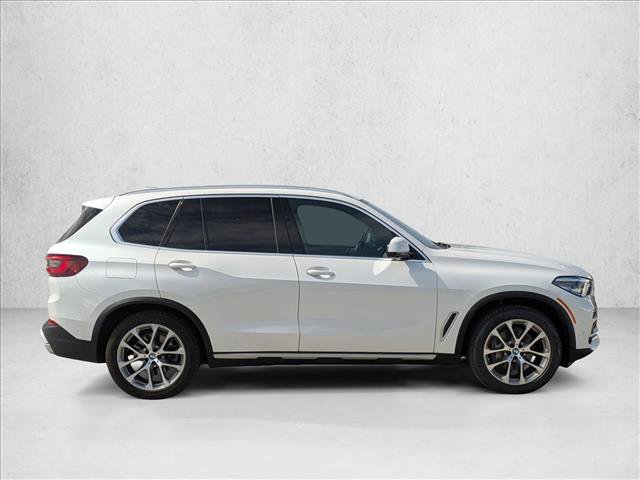 Used 2020 BMW X5 xDrive40i w/ Premium Package image 4