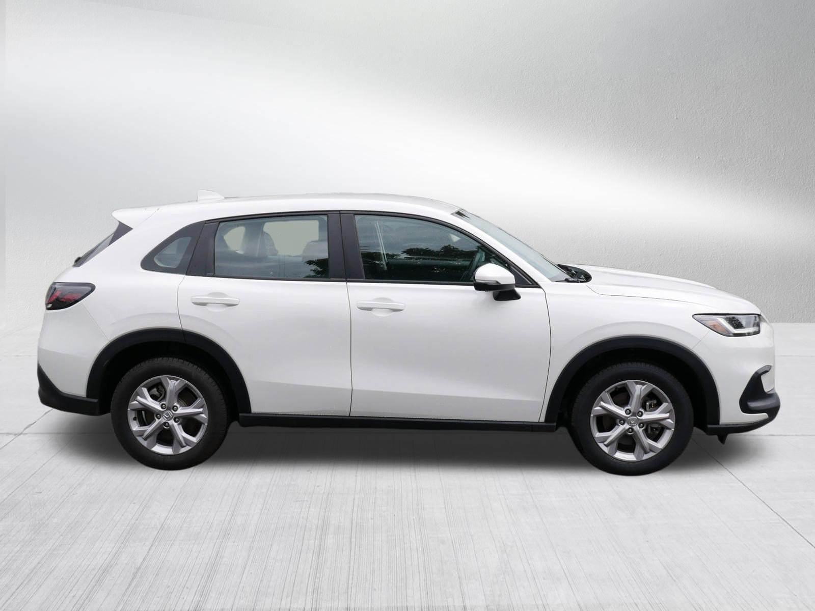 Used 2024 Honda HR-V LX image 8