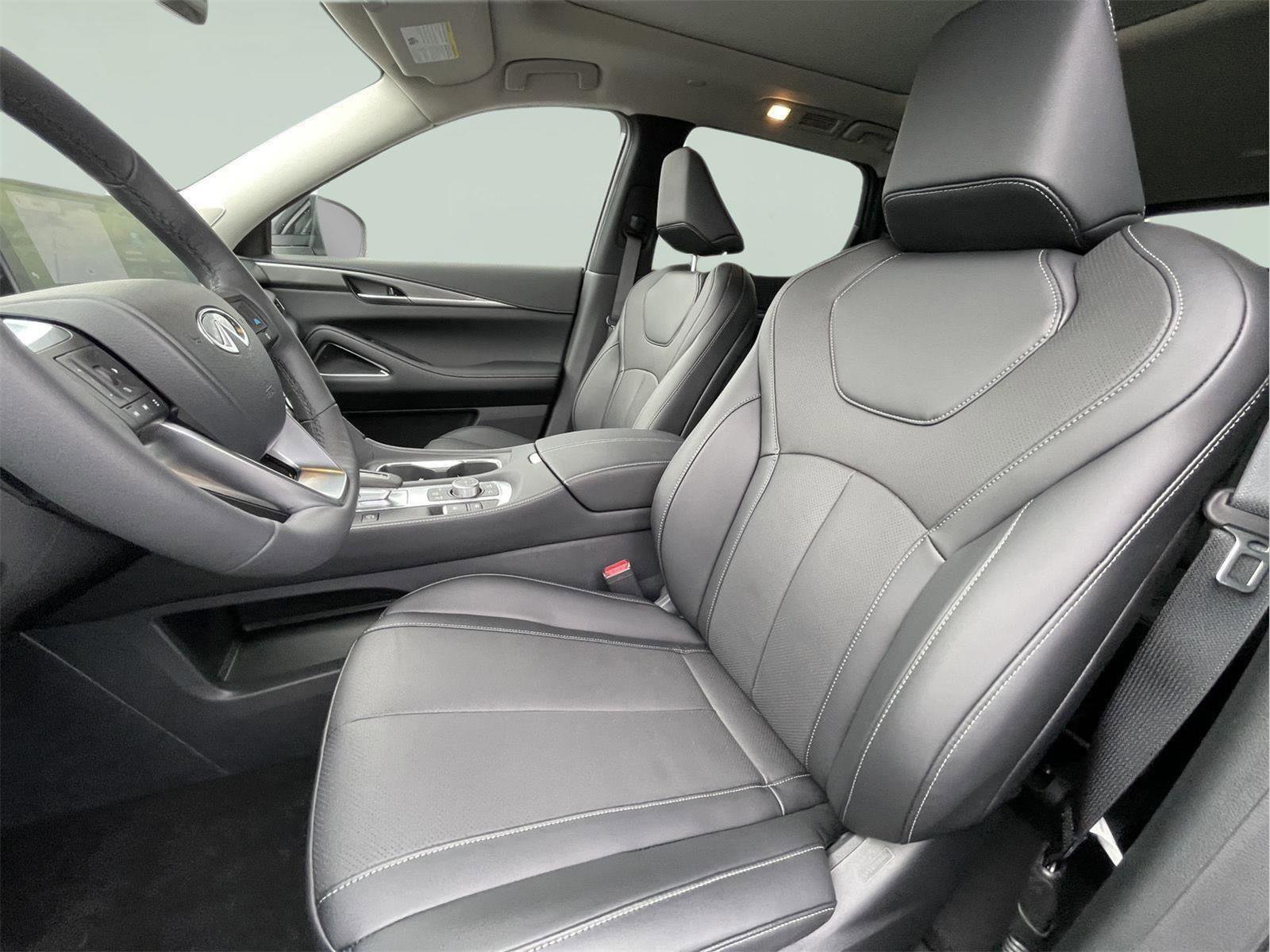 Used 2026 INFINITI QX60 Luxe w/ Cargo Package AWD/4WD image 14