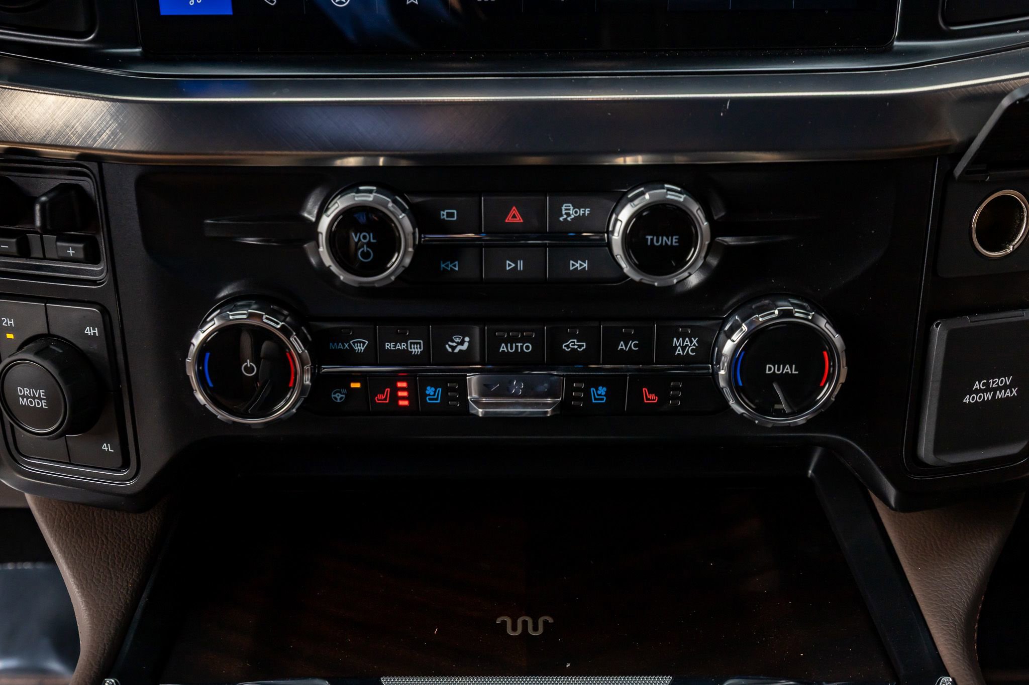 Used 2026 Ford F450 King Ranch w/ Chrome Package image 26