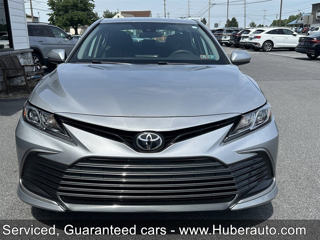 Used 2022 Toyota Camry LE FWD image 2