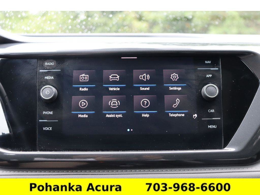 Used 2023 Volkswagen Taos SEL image 14