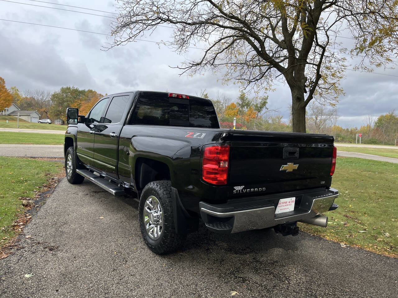 Used 2019 Chevrolet Silverado 2500 LTZ image 3