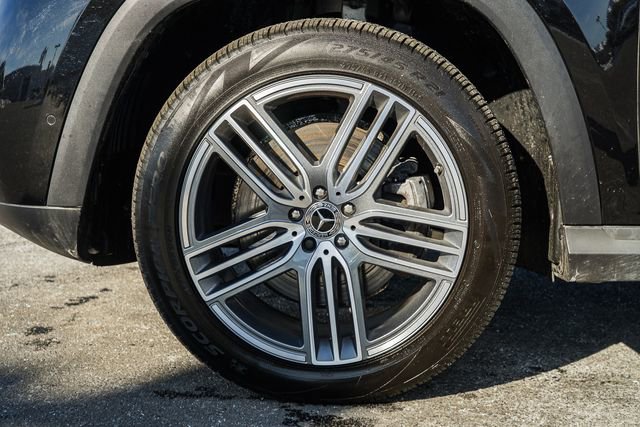 Certified 2025 Mercedes-Benz GLS 450 4MATIC image 18