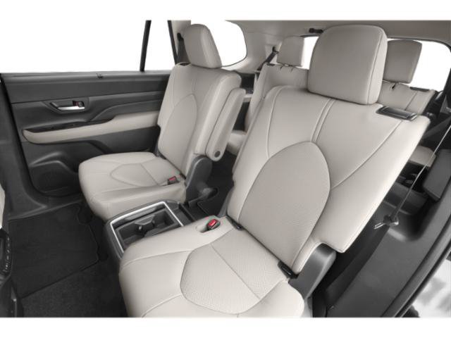 Used 2024 Toyota Grand Highlander AWD Hybrid image 12
