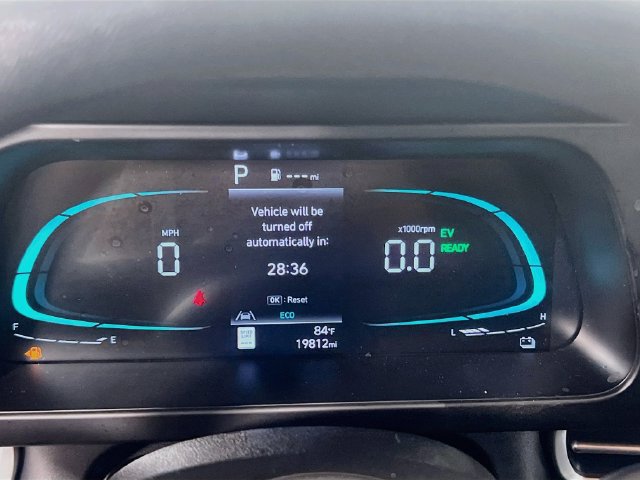Used 2025 Hyundai Elantra Hybrid FWD image 10