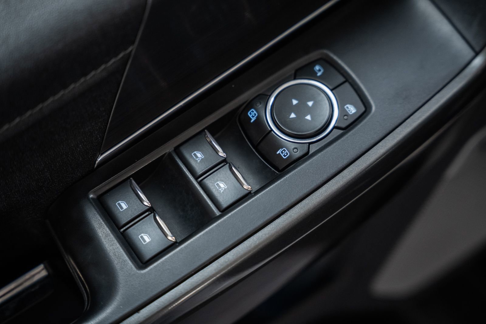 Used 2023 Ford F150 Lariat w/ Equipment Group 502A High image 42