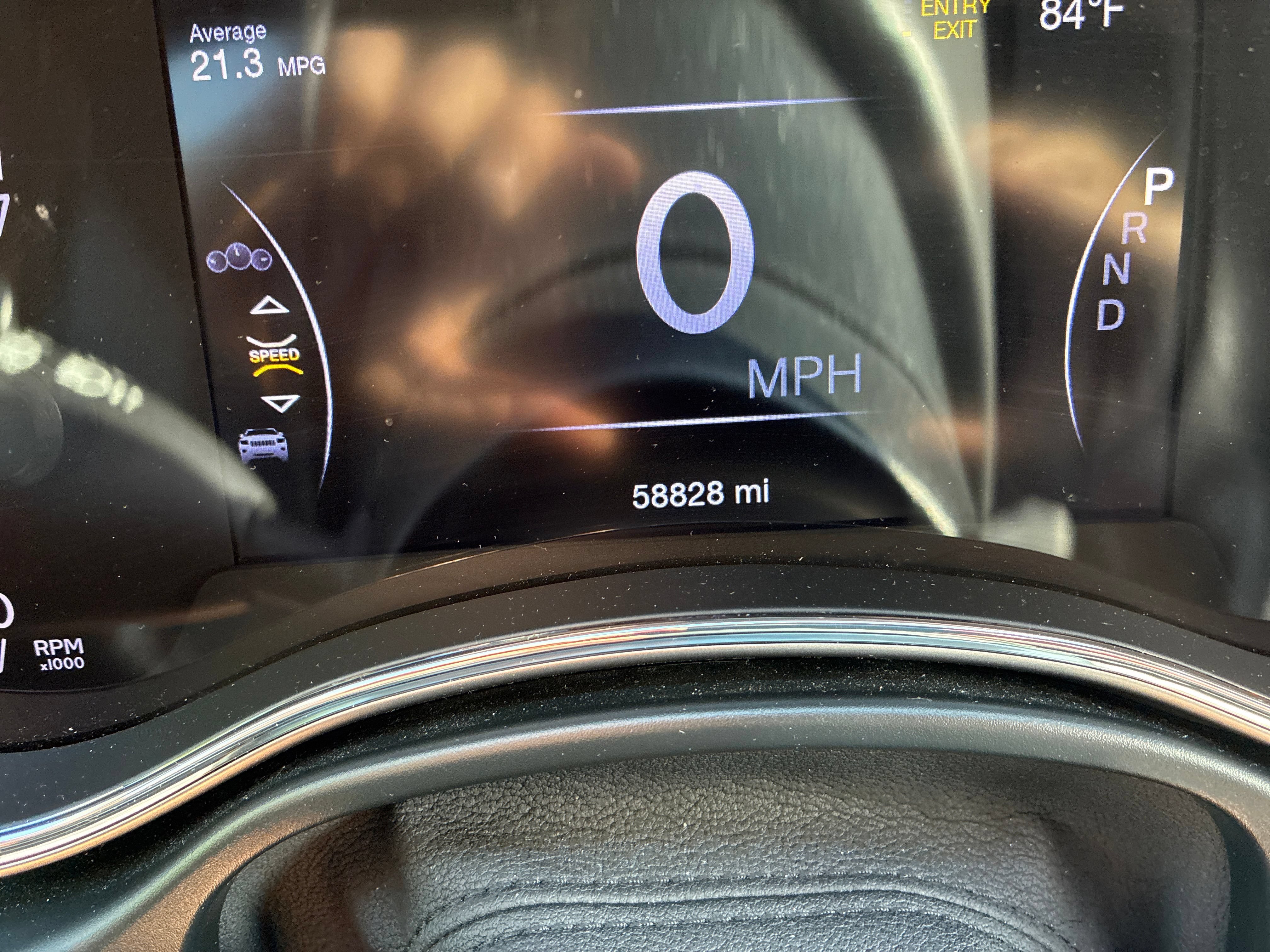 Used 2021 Jeep Grand Cherokee Overland AWD/4WD image 9