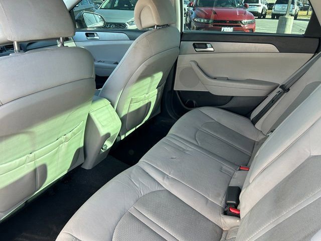 Used 2015 Hyundai Sonata SE image 22