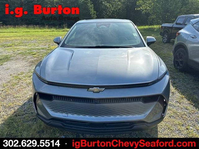 Used 2026 Chevrolet Equinox EV LT w/ Comfort Package FWD image 2