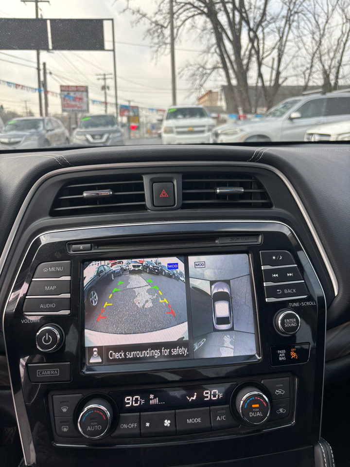 Used 2017 Nissan Maxima Platinum image 13