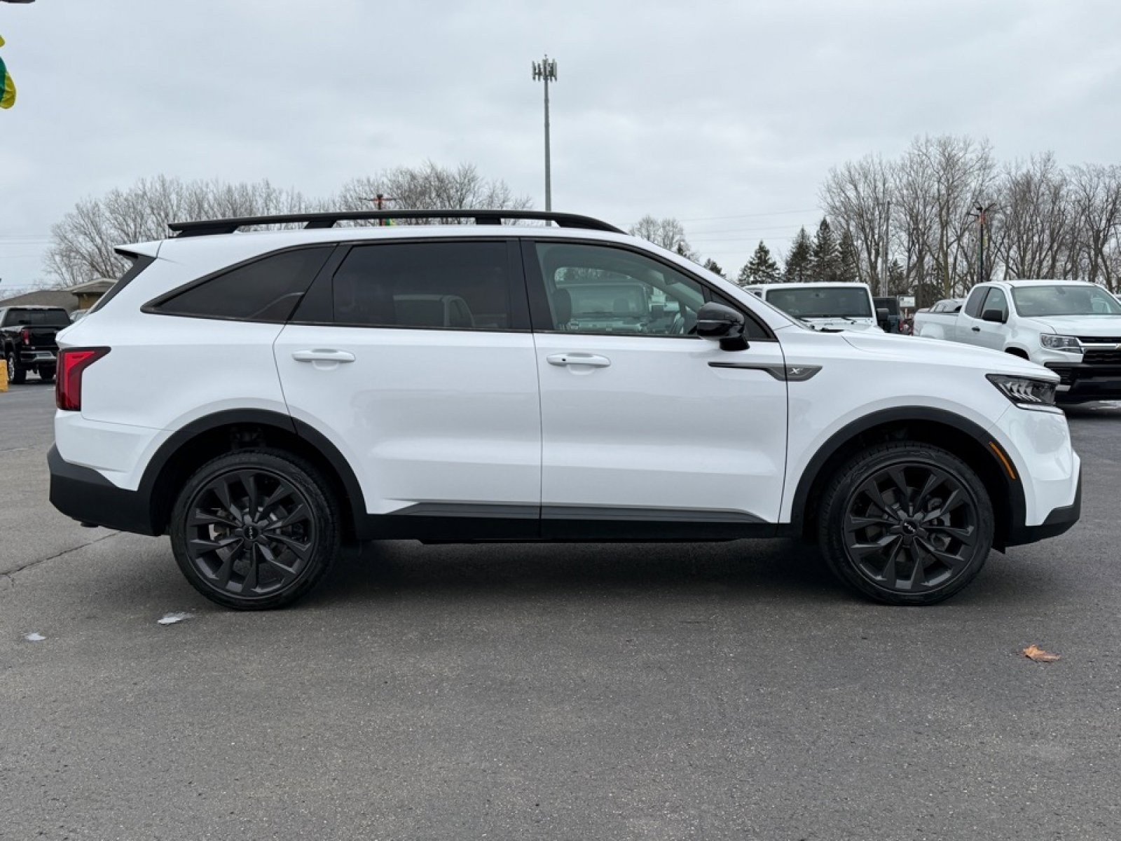 Used 2022 Kia Sorento X-Line EX image 9