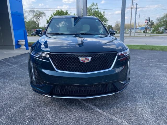 Used 2024 Cadillac XT6 Sport w/ Technology Package AWD/4WD image 8