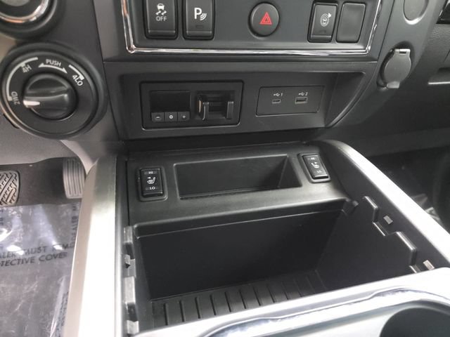 Used 2023 Nissan Titan SV w/ SV Convenience Package AWD/4WD image 29