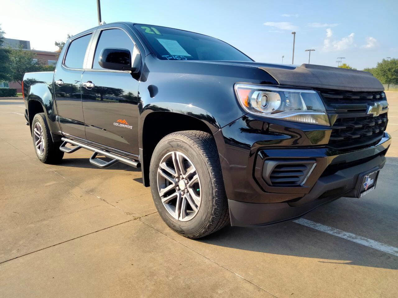 Used 2021 Chevrolet Colorado W/T w/ Custom Special Edition image 3
