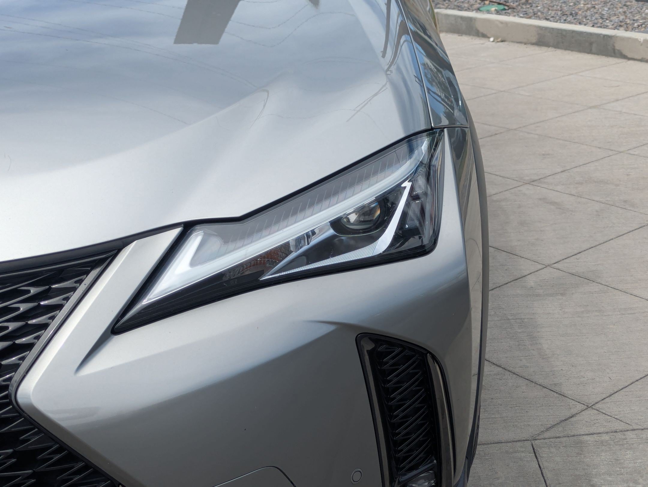 Used 2020 Lexus UX 250h F Sport w/ F Sport Premium Package AWD/4WD image 11