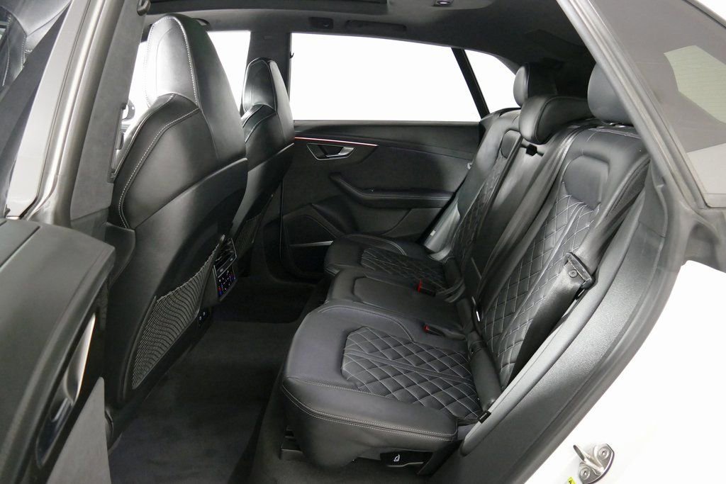 Used 2023 Audi SQ8 Prestige image 32