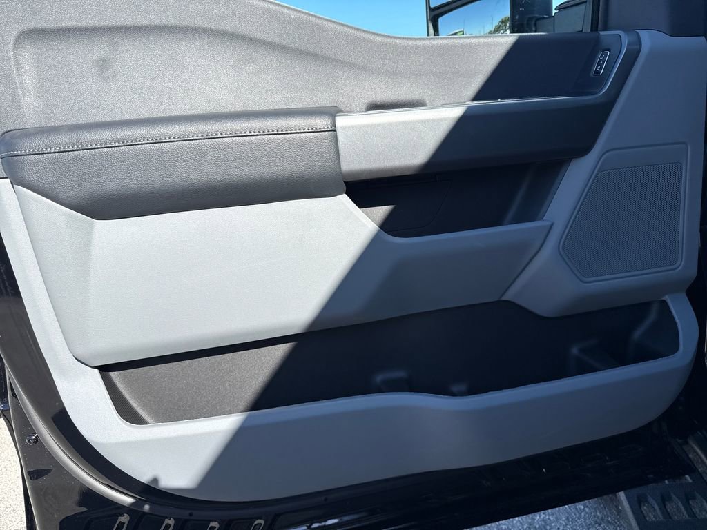 New 2026 Ford F250 XLT w/ Tremor Off-Road Package image 17