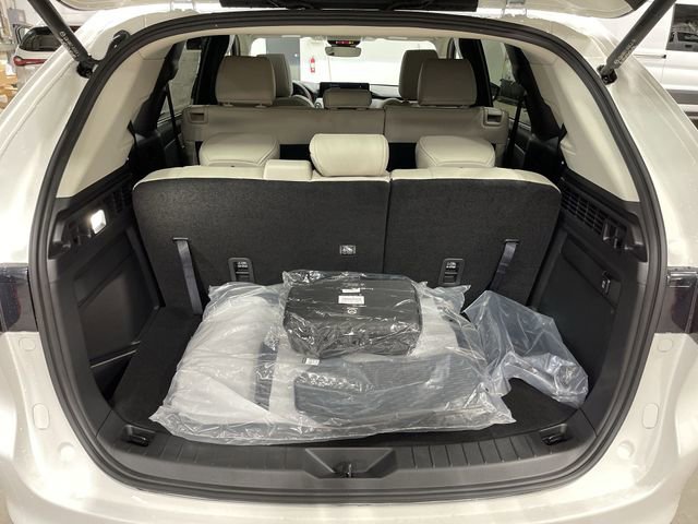 Used 2026 MAZDA CX-90 3.3 Turbo w/ Preferred Package AWD/4WD image 24