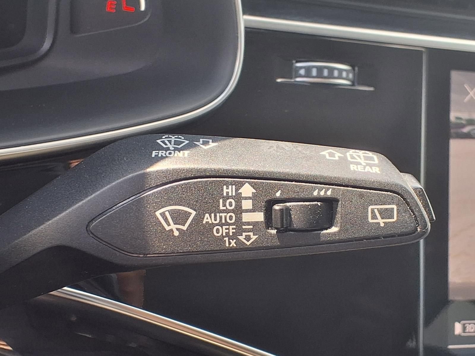 Used 2023 Audi Q7 3.0T Premium Plus image 16