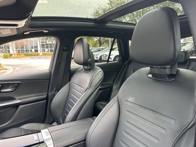 Certified 2025 Mercedes-Benz GLC 300 4MATIC image 13