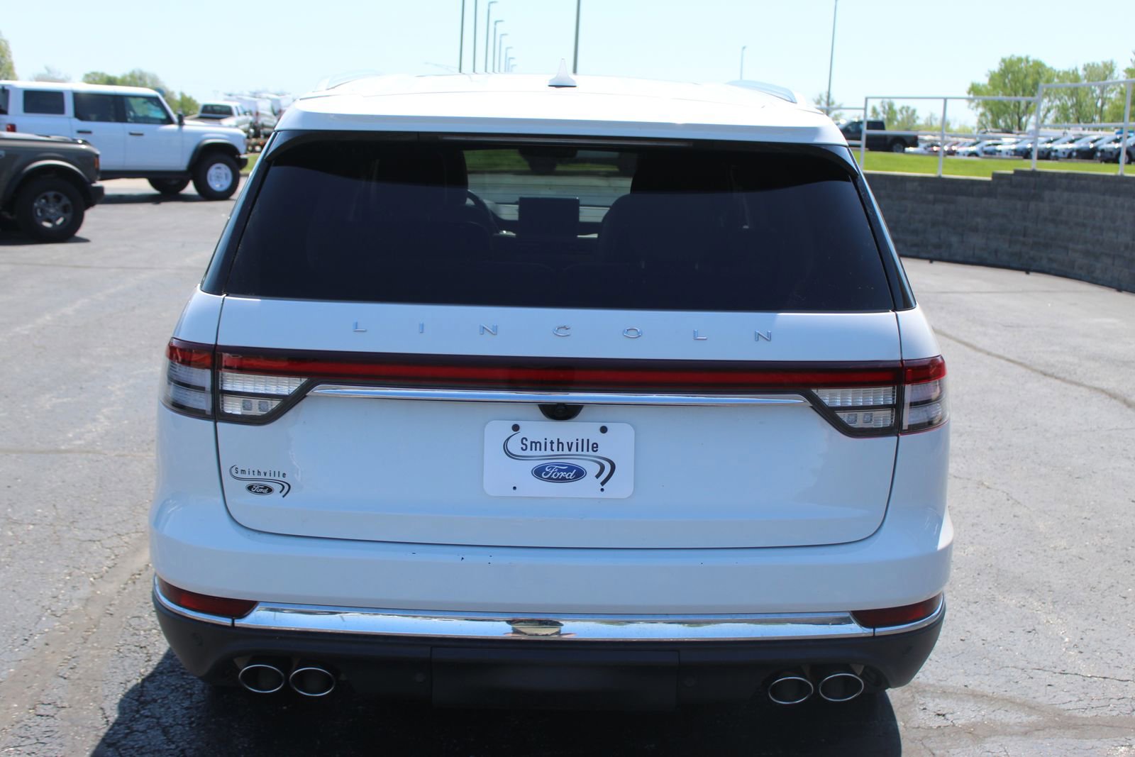 Used 2023 Lincoln Aviator Reserve w/ Equipment Group 201A AWD/4WD image 6