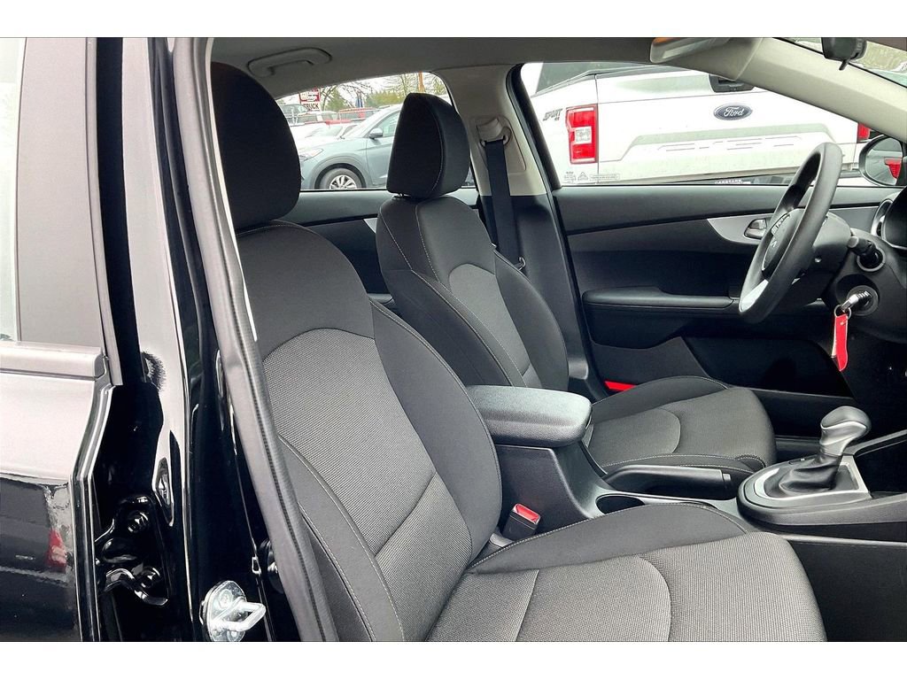 Used 2024 Kia Forte GT FWD image 7