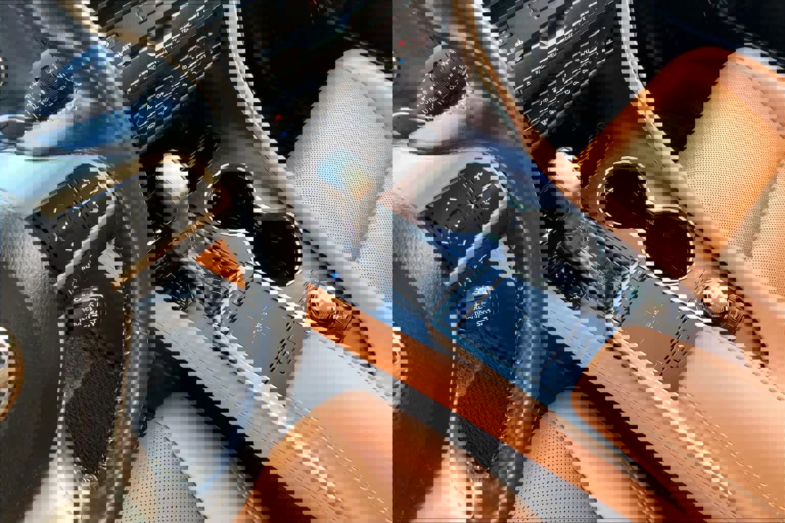 Used 2021 Lexus RX 350 w/ Premium Package image 16