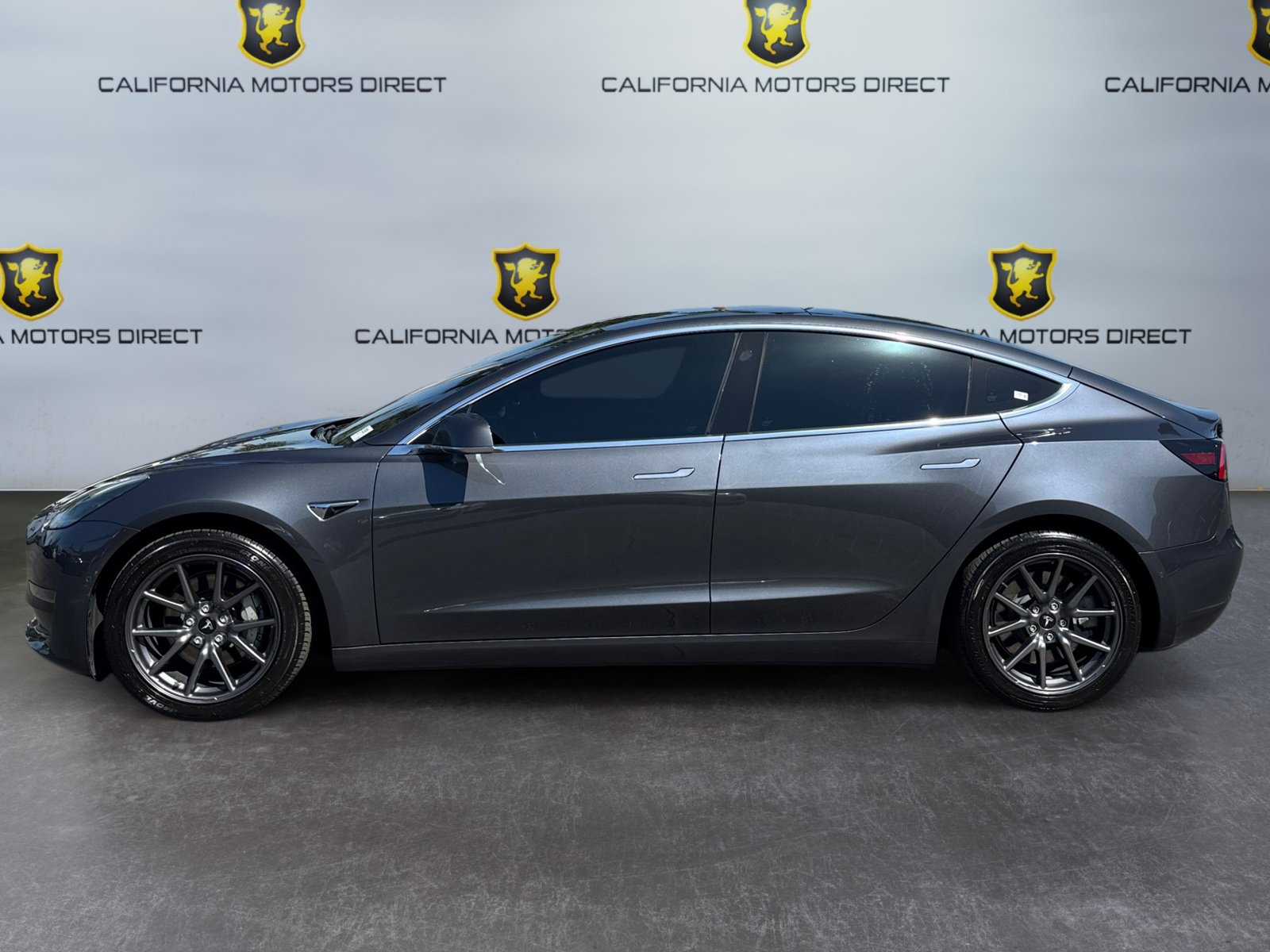 Used 2018 Tesla Model 3 Long Range AWD/4WD image 2