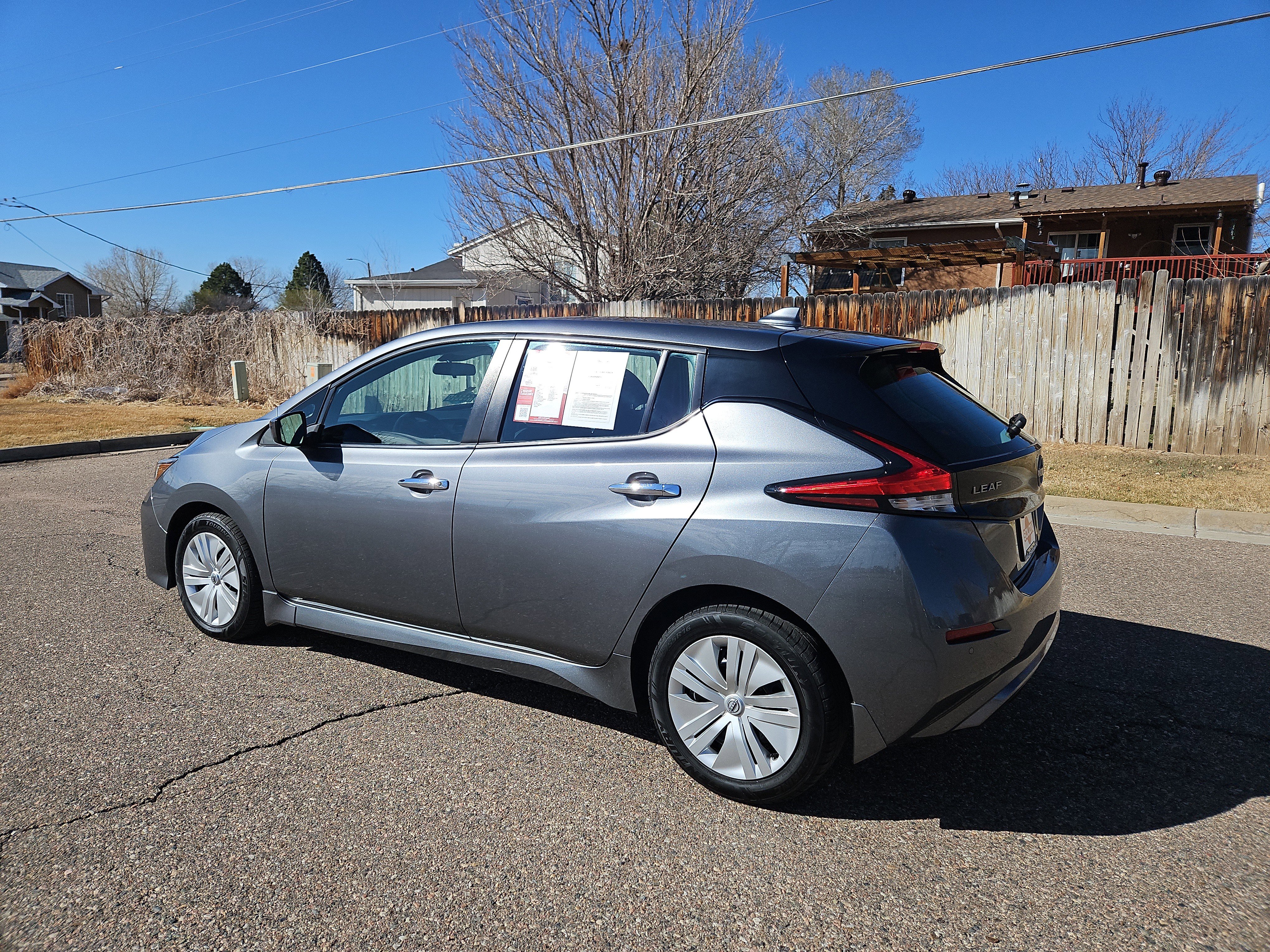 Used 2024 Nissan Leaf S image 3