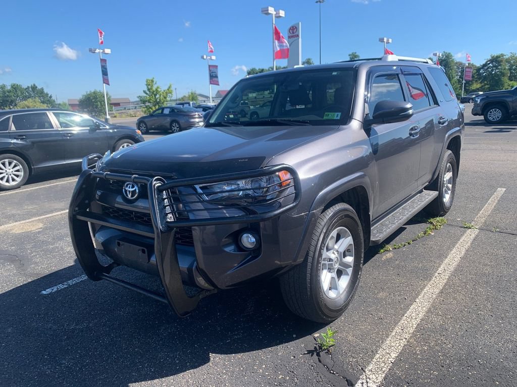 Used 2017 Toyota 4Runner SR5 Premium AWD/4WD image 6