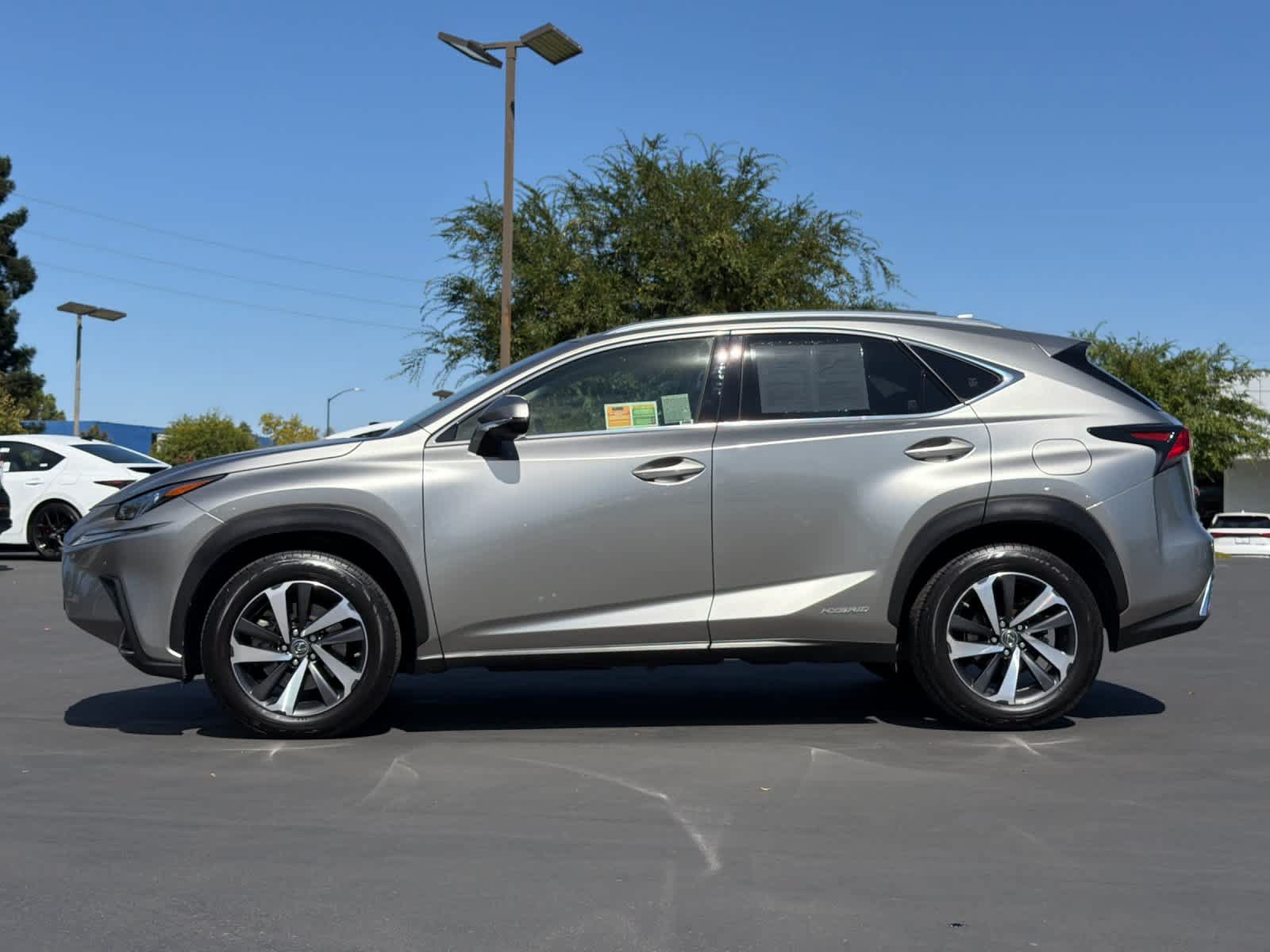 Used 2018 Lexus NX 300h AWD w/ Premium Package image 9