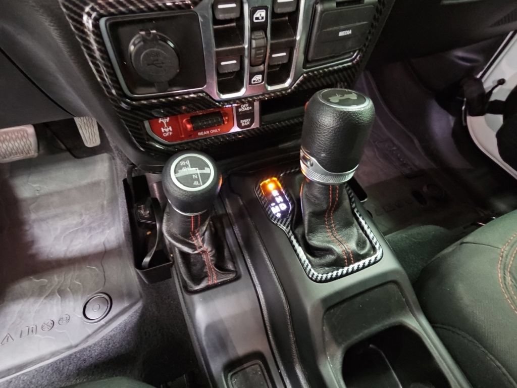 Used 2021 Jeep Wrangler Unlimited Rubicon AWD/4WD image 23