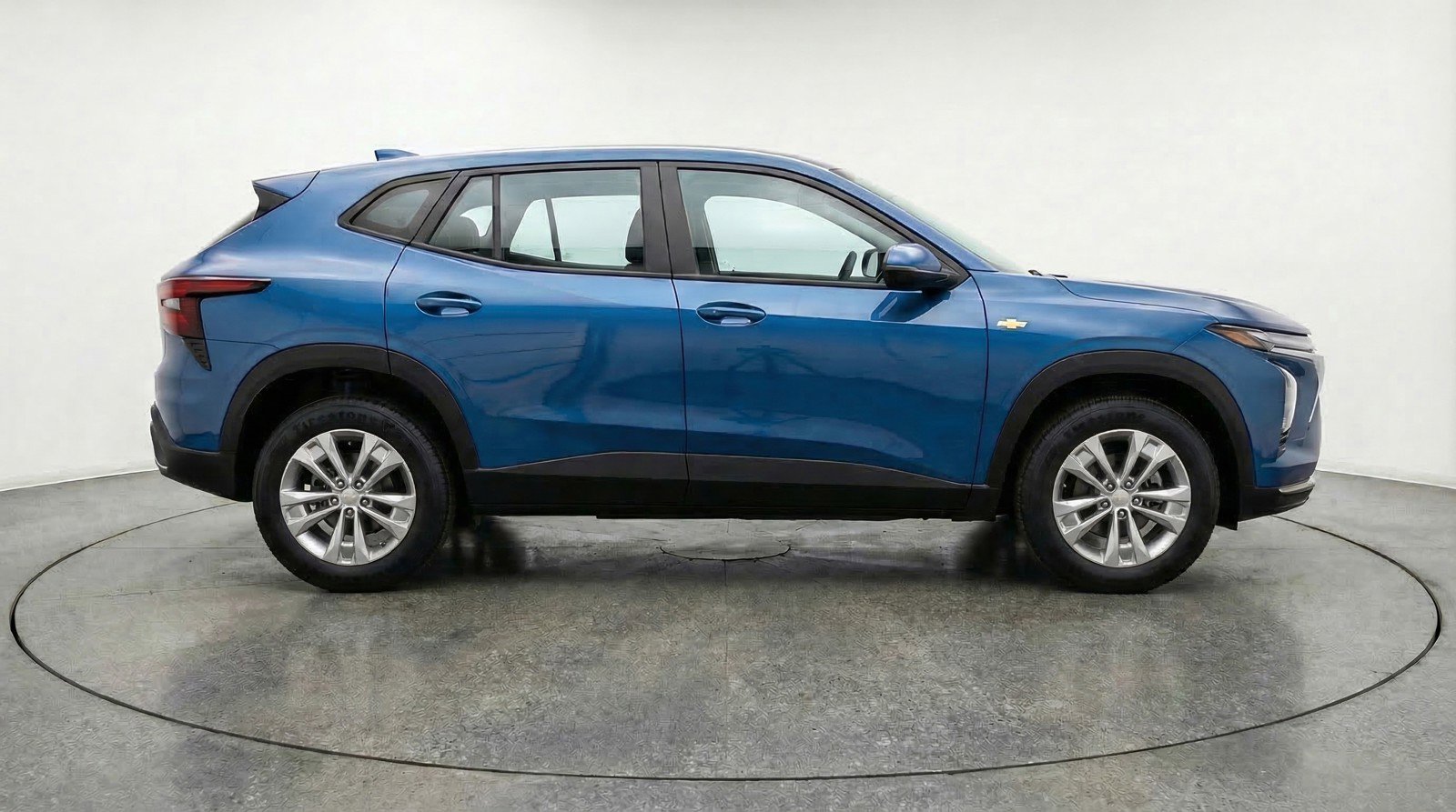 Used 2025 Chevrolet Equinox LT FWD image 11