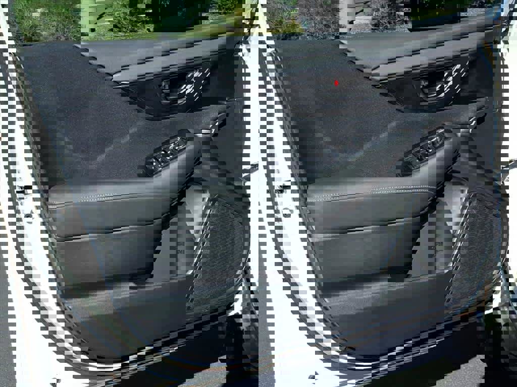 Certified 2025 Subaru Outback w/ Popular Package #1A image 23