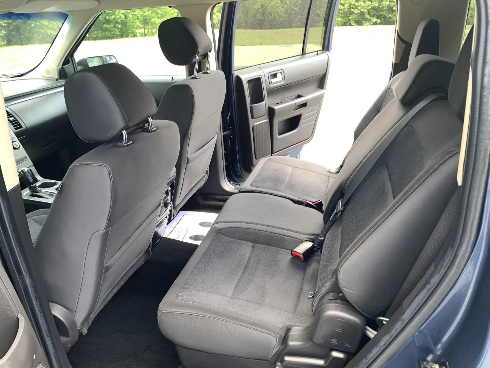 Used 2019 Ford Flex SE FWD image 30