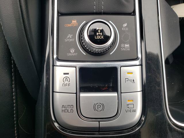 Certified 2022 Kia Telluride SX w/ SX Prestige Package AWD/4WD image 22