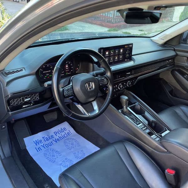 Used 2023 Honda Accord Touring image 25