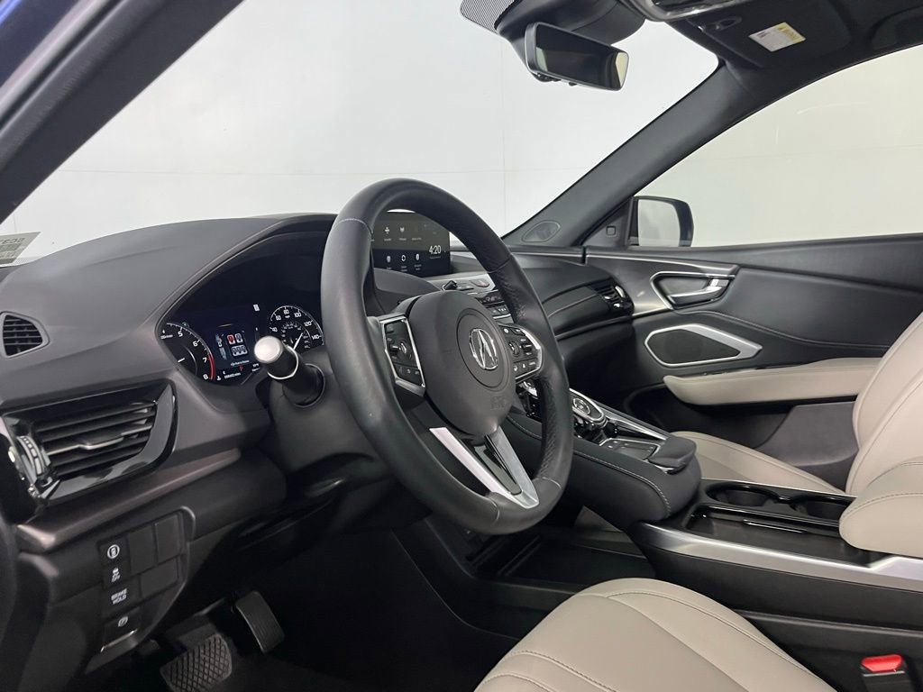 Used 2025 Acura RDX SH-AWD image 21