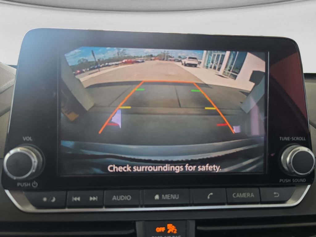 Used 2024 Nissan Altima 2.5 SV image 24