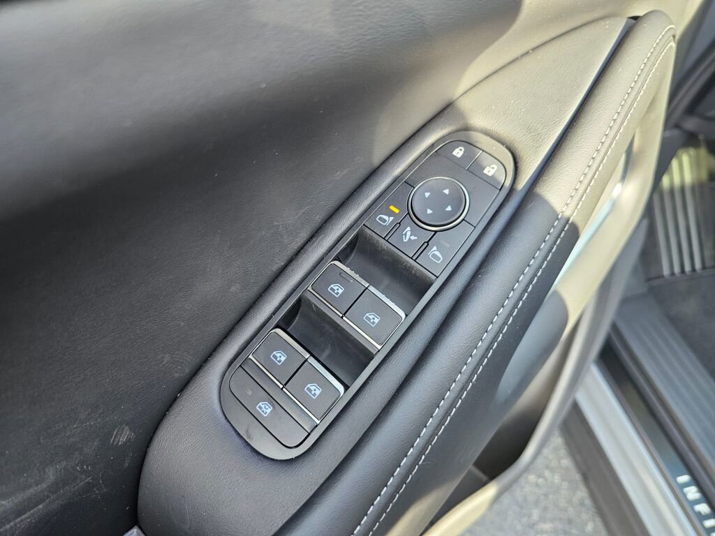 New 2025 INFINITI QX60 Sensory image 28