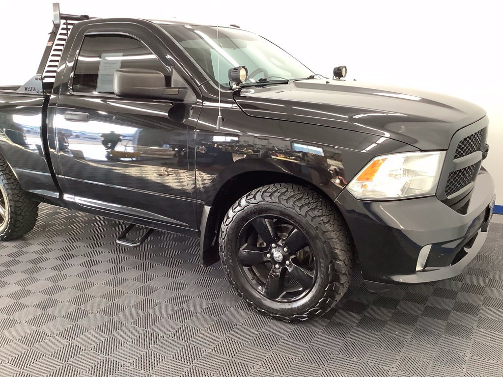 Used 2015 RAM 1500 Express AWD/4WD image 17