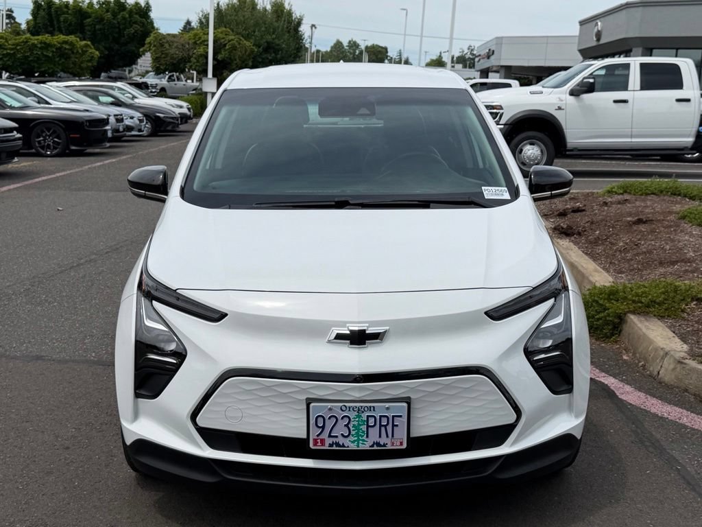 Used 2023 Chevrolet Bolt LT w/ Infotainment Package FWD image 3
