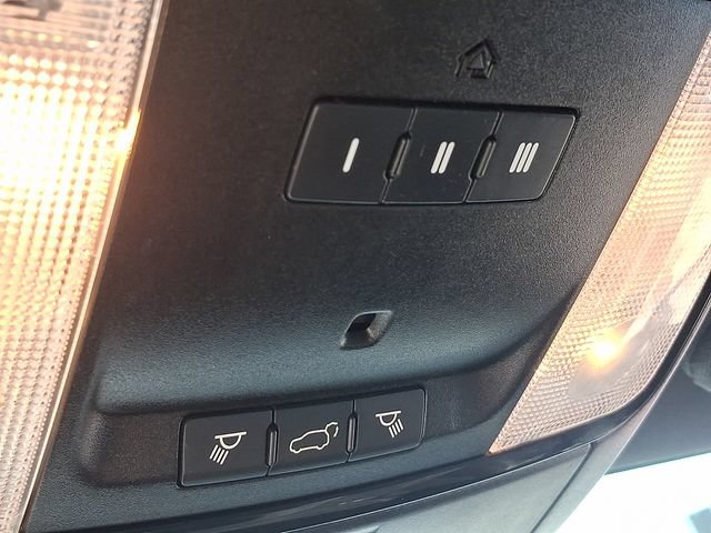 Used 2021 Dodge Durango R/T w/ Blacktop Package RWD image 24