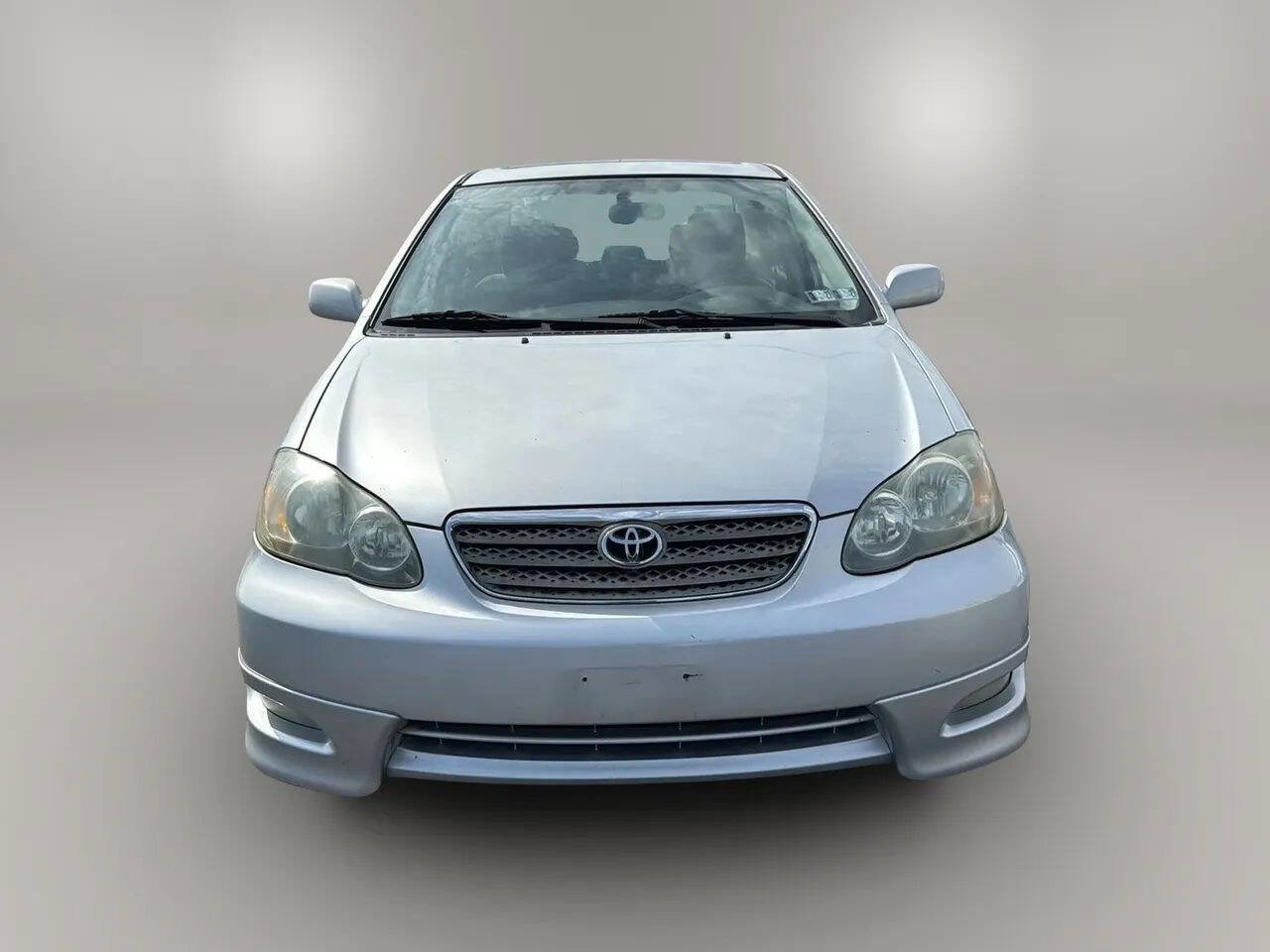 Used 2005 Toyota Corolla S FWD image 2