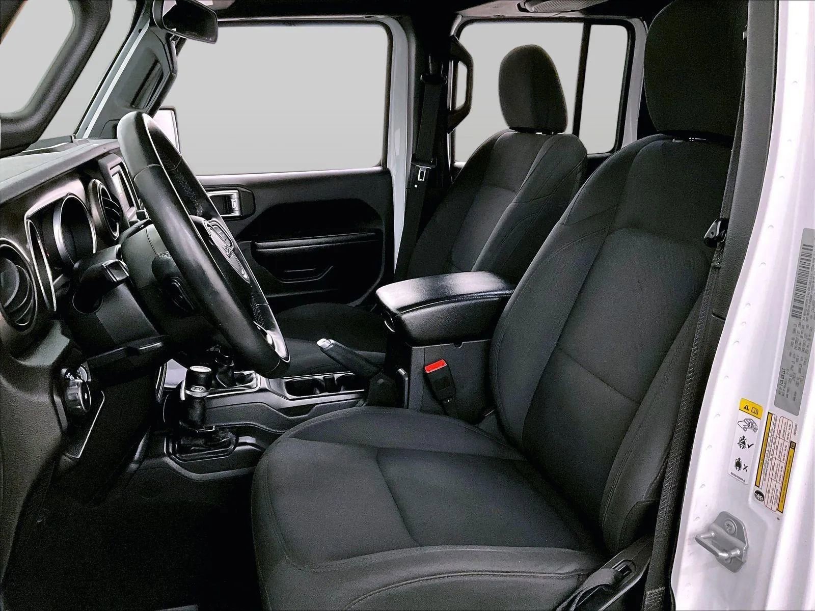 Used 2018 Jeep Wrangler Unlimited Sport S image 24