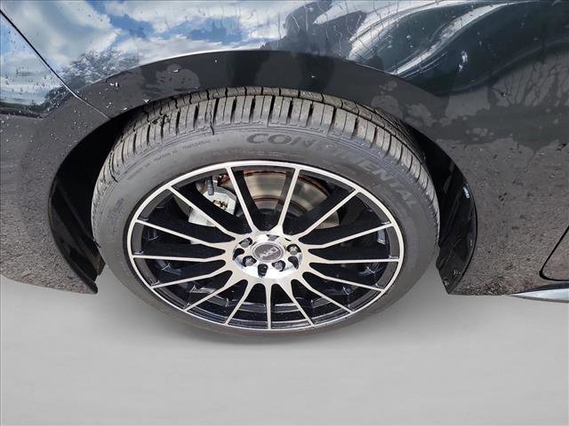 Used 2021 Toyota Corolla SE image 9