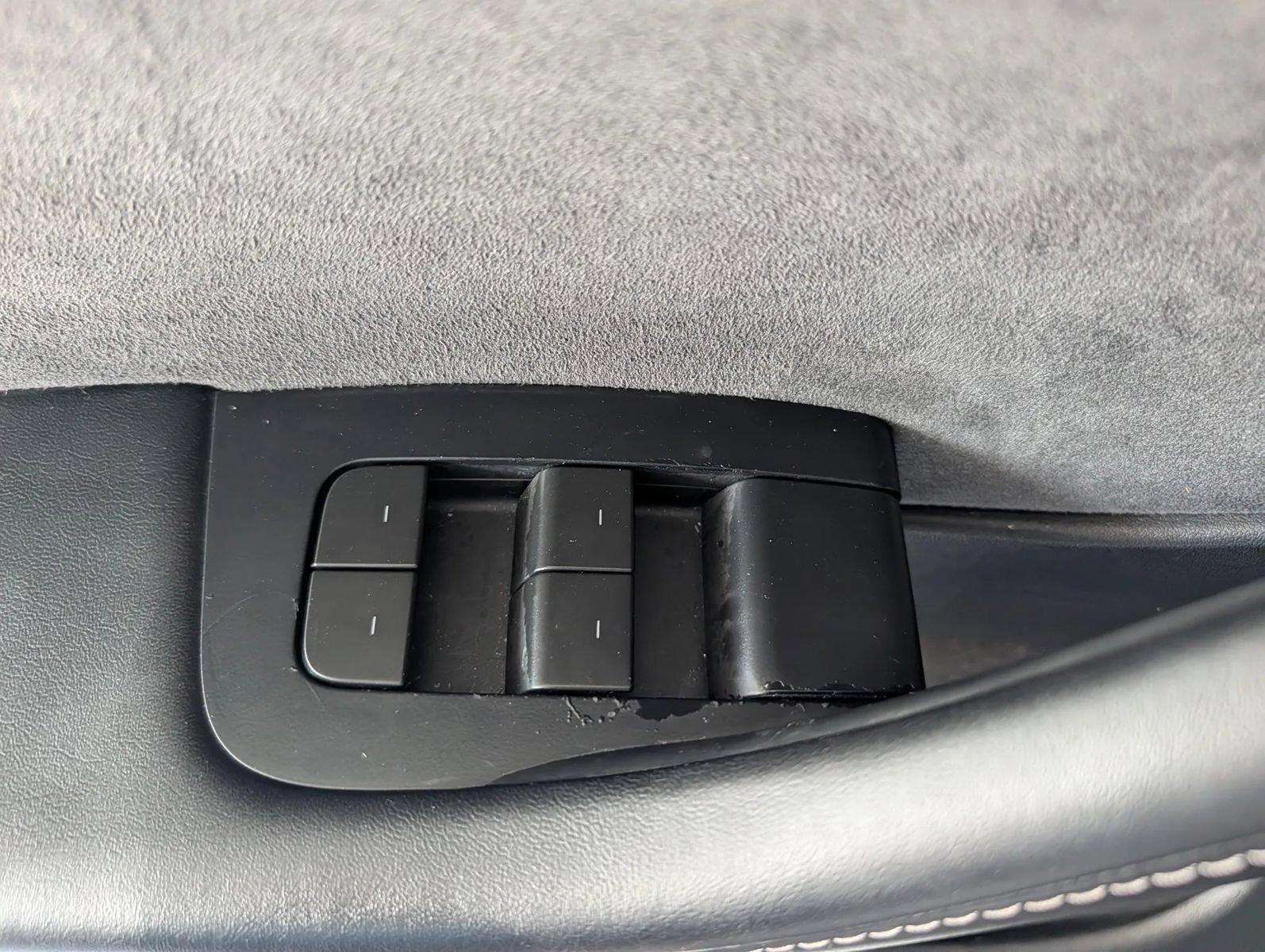 Used 2023 Tesla Model Y Performance AWD/4WD image 40