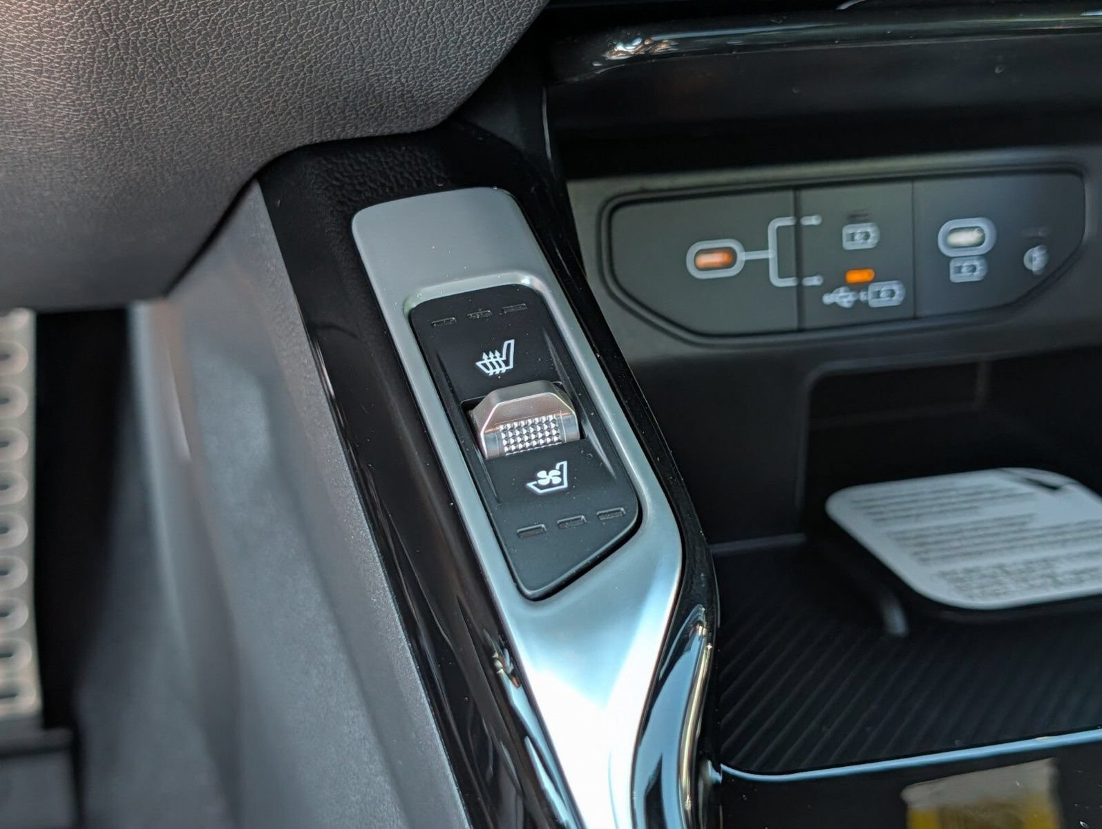 New 2026 Kia Sorento SX Prestige AWD/4WD image 14