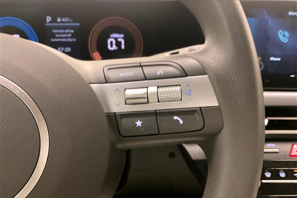 Certified 2025 Hyundai Sonata SE image 18